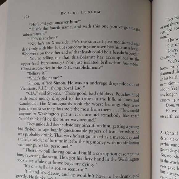 The Scorpion Illusion hardcover by Robert Ludlum - Picture 11 of 11